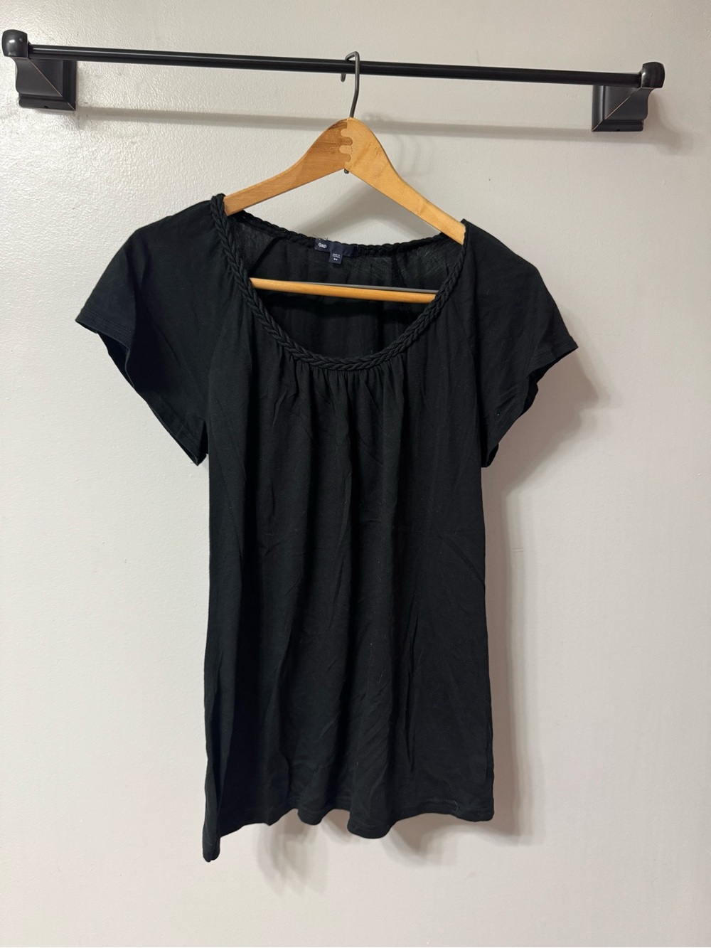 Braided Neck Tee Black XS